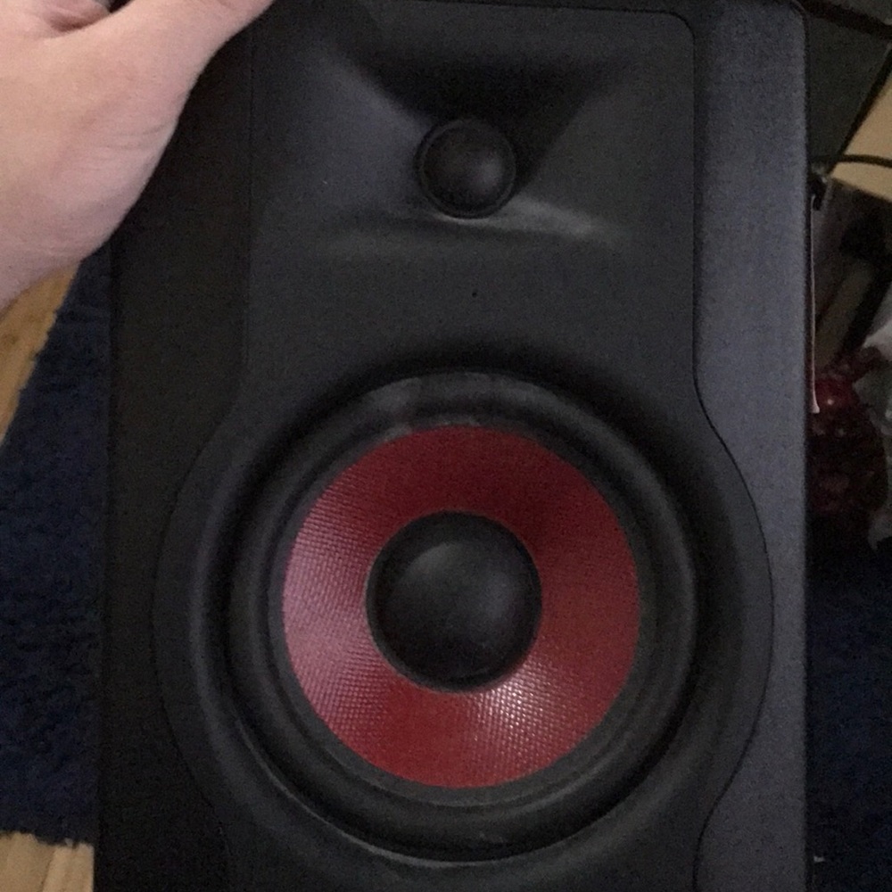Bx5 M audio studio monitor speaker
